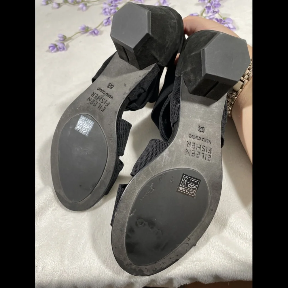 $195 Eileen Fisher Joy Twist Strappy Heeled Sandals in Black [SZ 5.5 ]‎